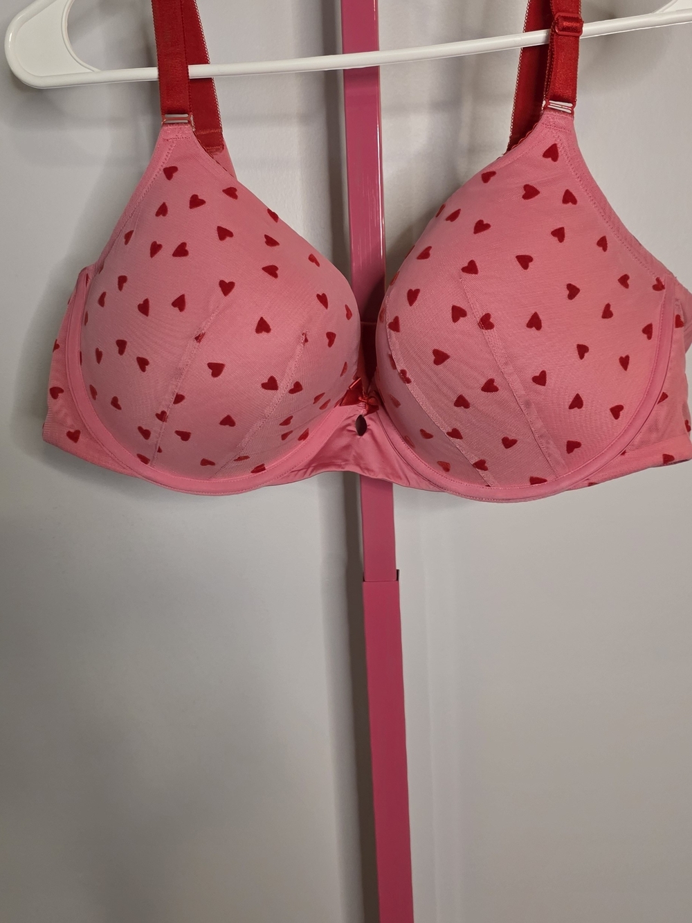 torrid Pink Push Up Bra with Red Heart Print and Red Straps Sz 42C